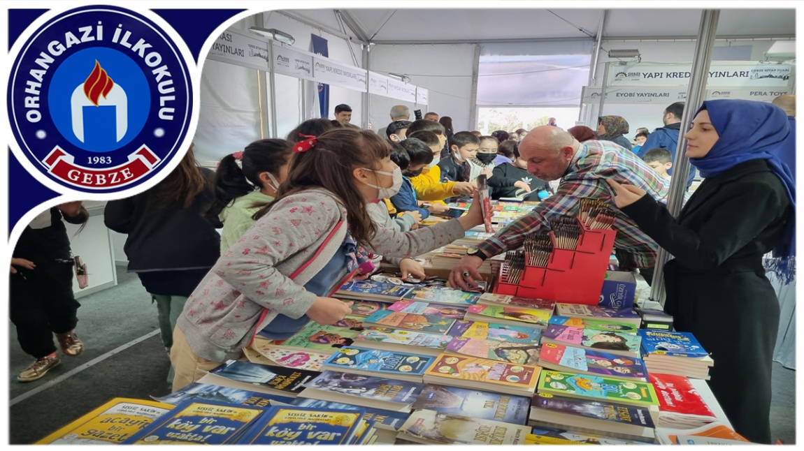 Gebze Belediyesi Kitap Fuarını Ziyaret Ettik